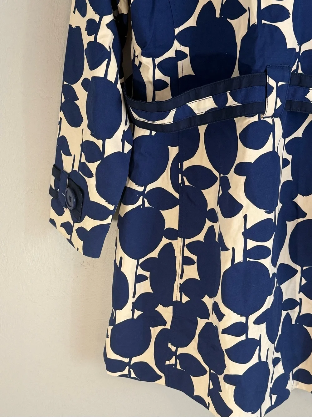 BODEN Women’s Blue Ivory Apple Print Hooded Belted Trench Coat Size US 6